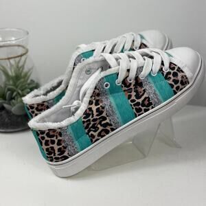 Cute‎ NWOTs Shoes Size 9.5